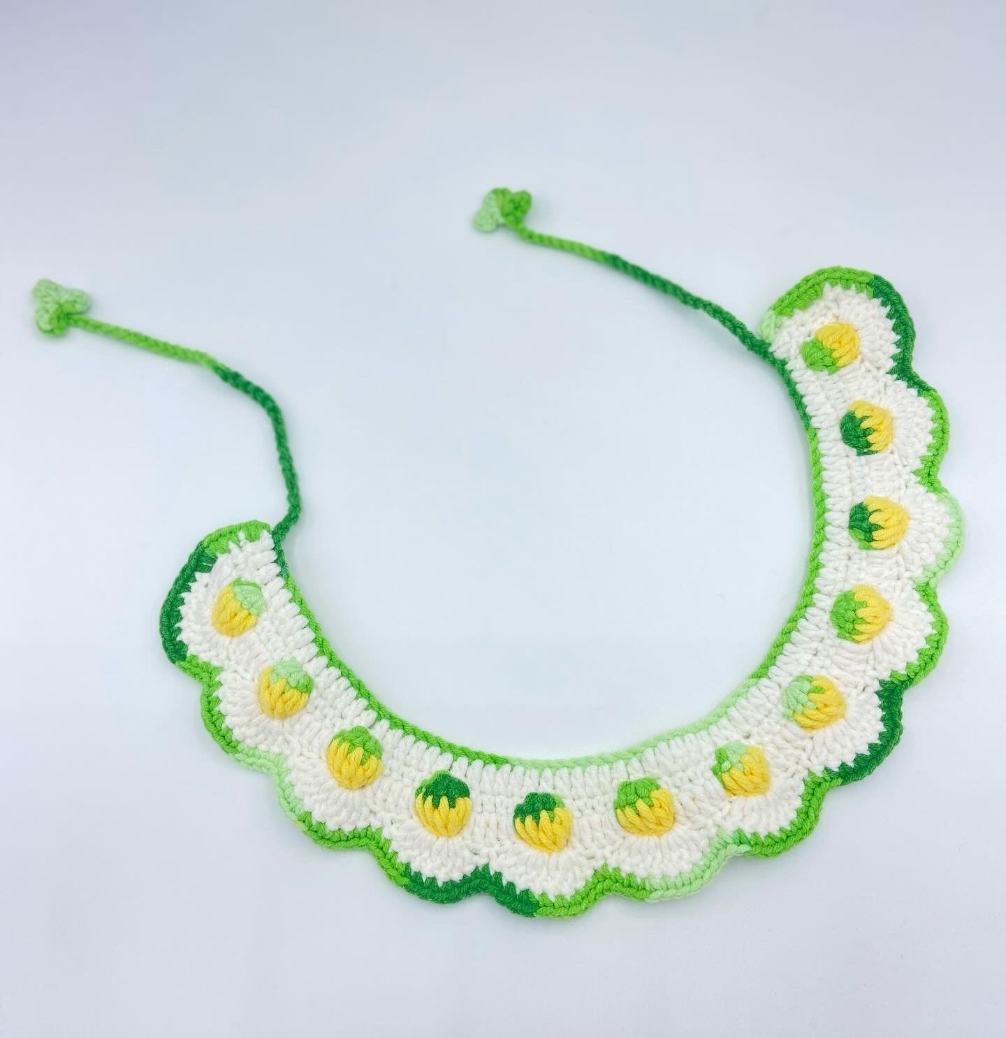 Rosebud Collar