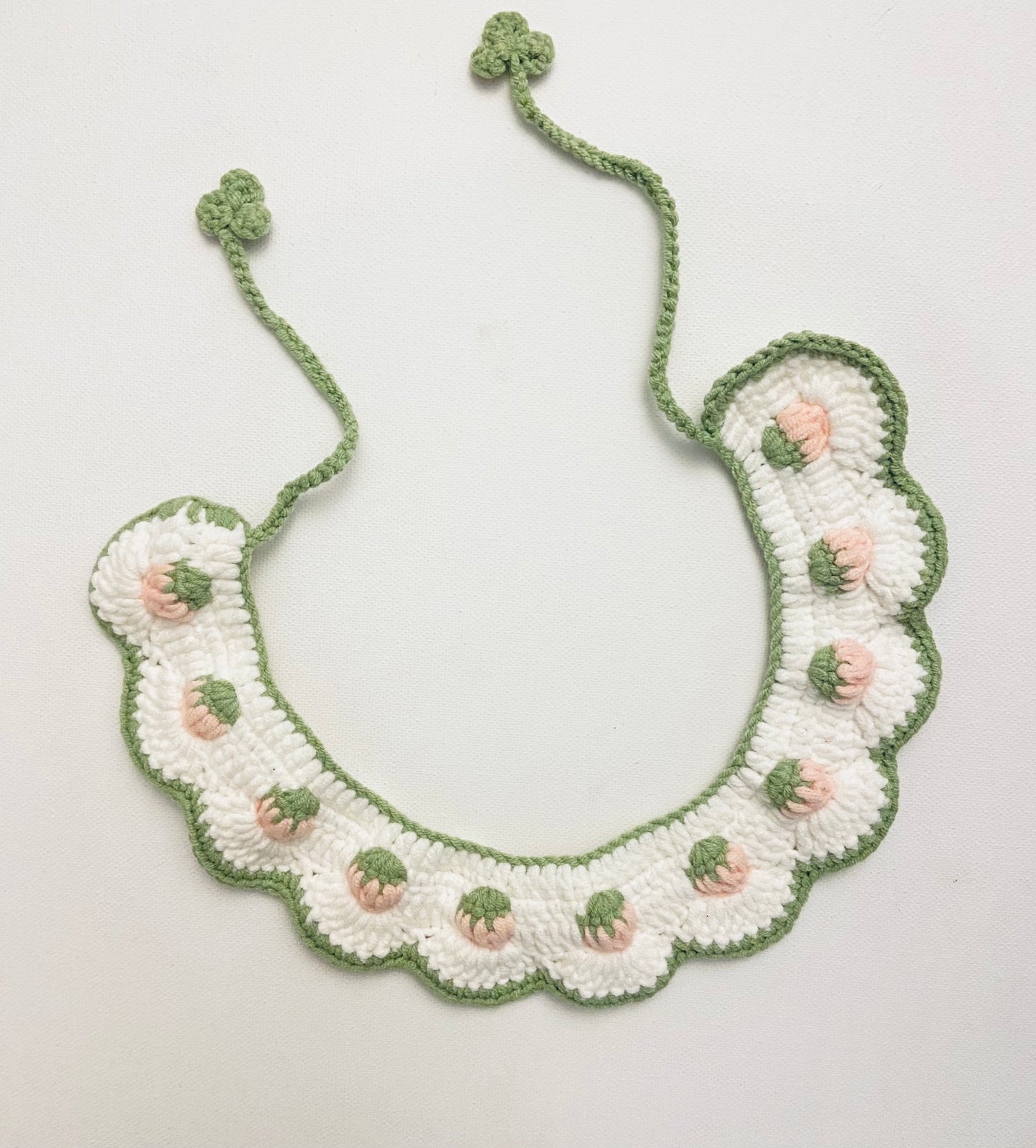 Rosebud Collar